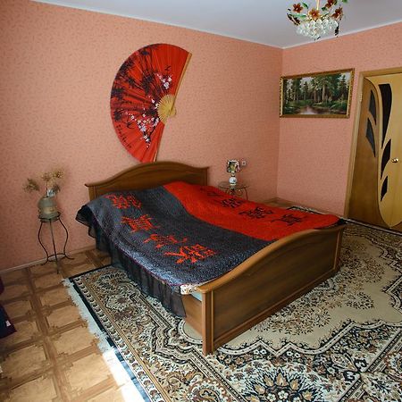 Apartment Krasnoarmeyskaya 100 Bryansk Esterno foto